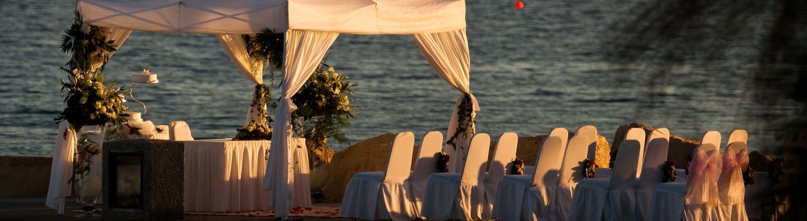 Tailormade Weddings in Greece and Cyprus