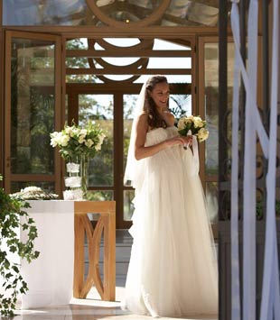 Weddings in Cyprus and Greece